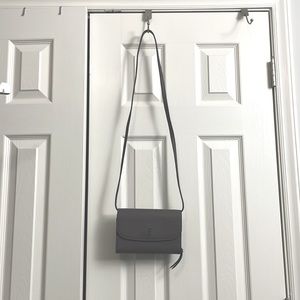 Simply Vera Vera Wang crossbody